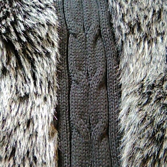 XOXO Faux Fur Sweater Vest - Picture 7 of 8